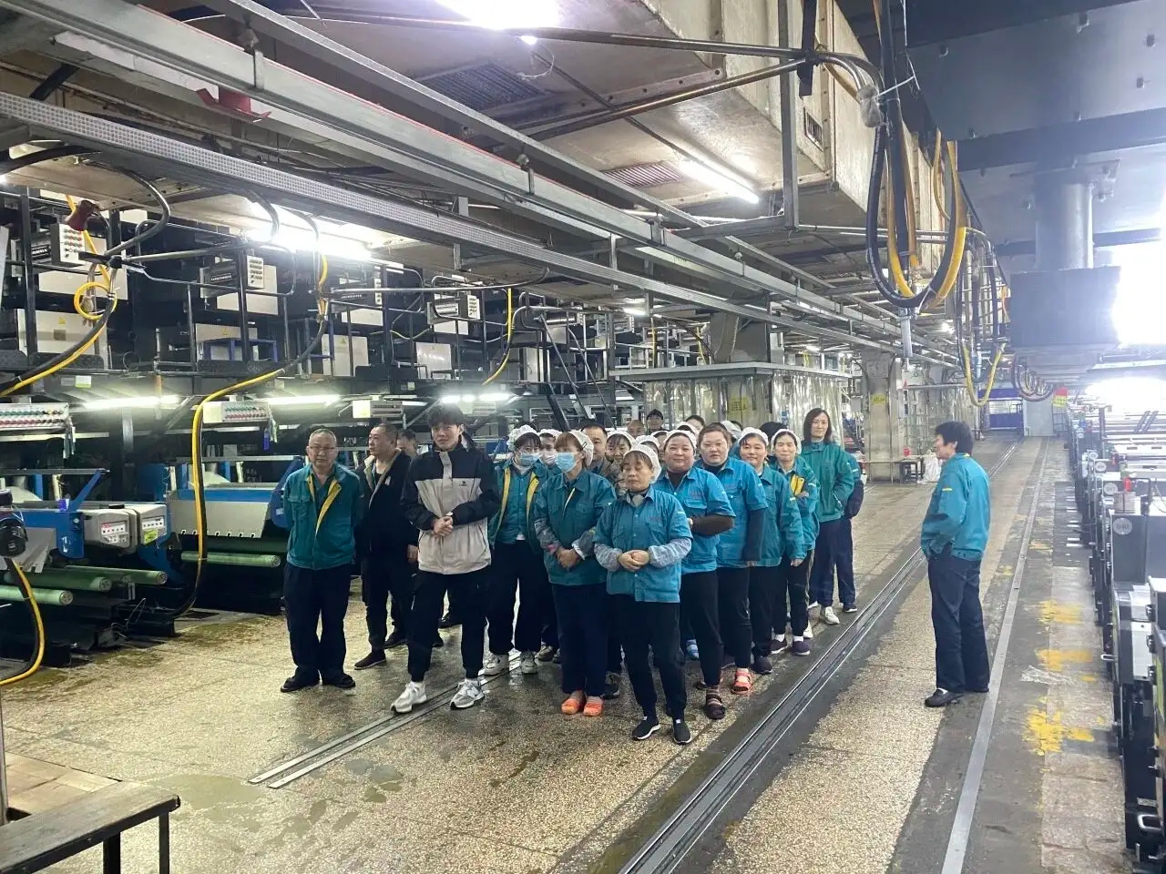 Чаншу полиэстері төтенше жағдайда эвакуациялау жаттығуларын жүргізеді